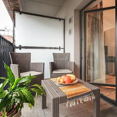 Komfort Z Balkonem W Centrum * Wrocław