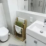 Komfort Z Balkonem W Centrum * 弗罗茨瓦夫